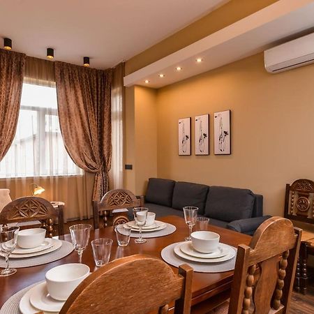 Sofia Dream Apartments - Jazzy Two Bedroom Suite By Flat Mаnager Eksteriør bilde